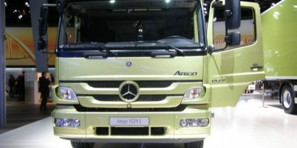 戴姆勒CEO：直到2023年汽車製造商都可能會麵臨芯片短缺的問題