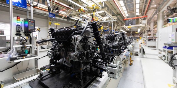 日本多家車企宣布漲價，日產提高純電動車售價