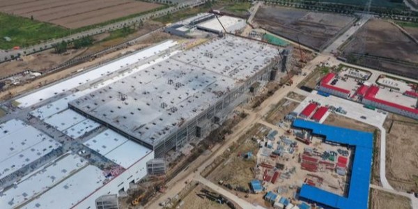 特斯拉預計：年底前在上海工廠投產Model 3電動車