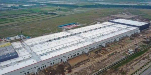 特斯拉上海工廠新突破：Model 3 周產可達 3000 輛